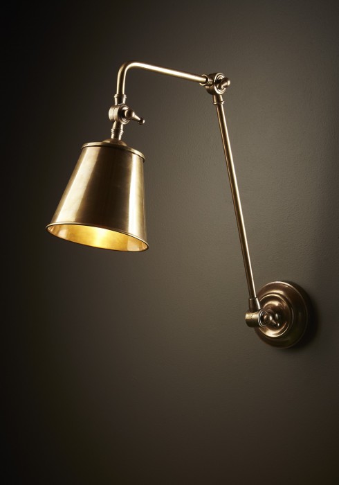 Cromwell Wall Lamp In Brass 1